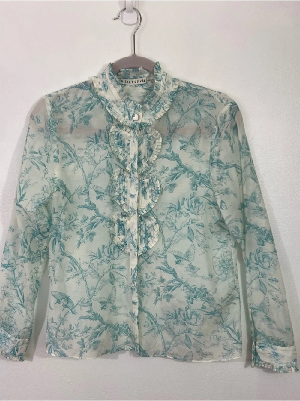 Alice + Olivia Kurt Ruffle Pintuck Blouse Antique Butterfly Off White M Silk - Picture 2 of 11